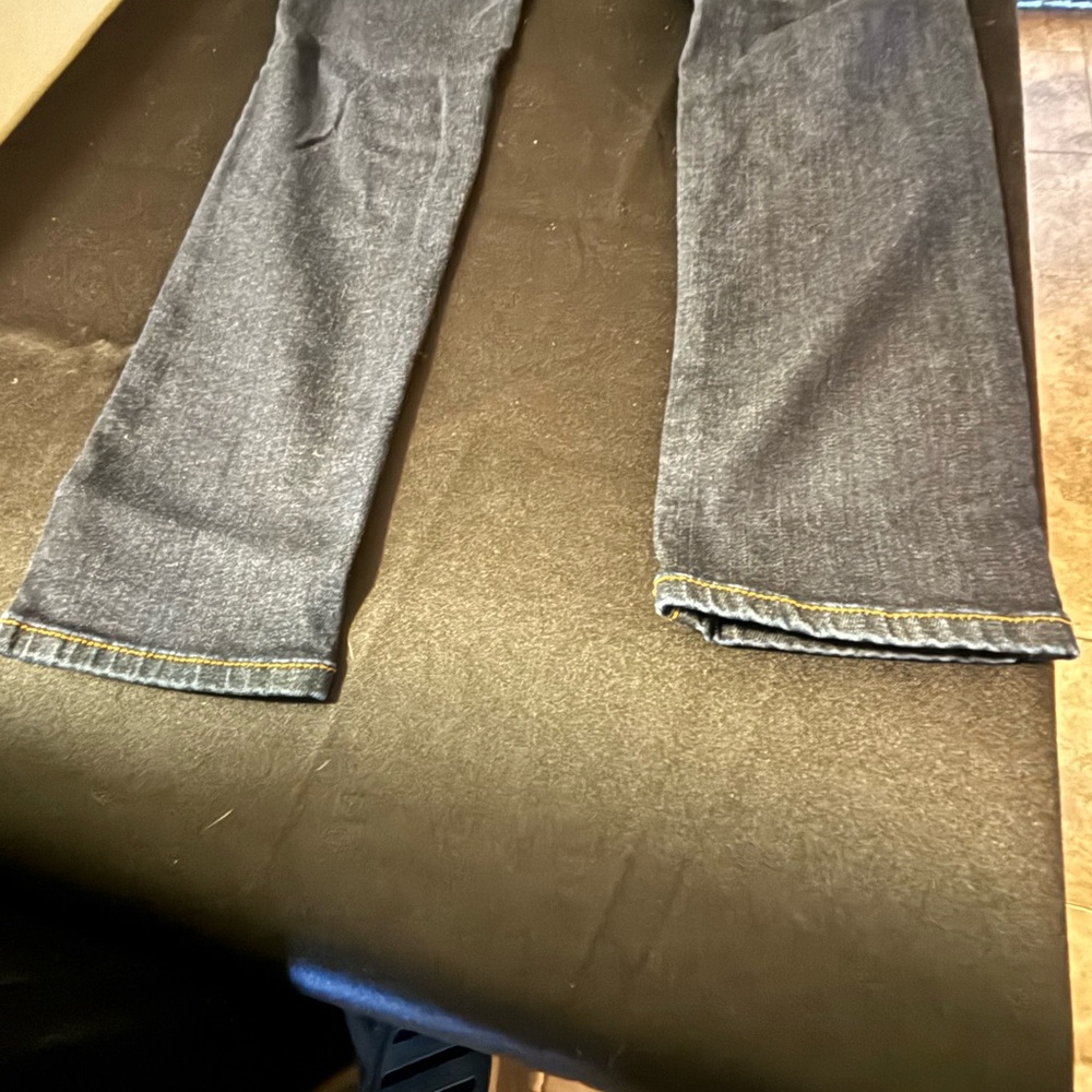 Else skinny jeans with a lil stretch